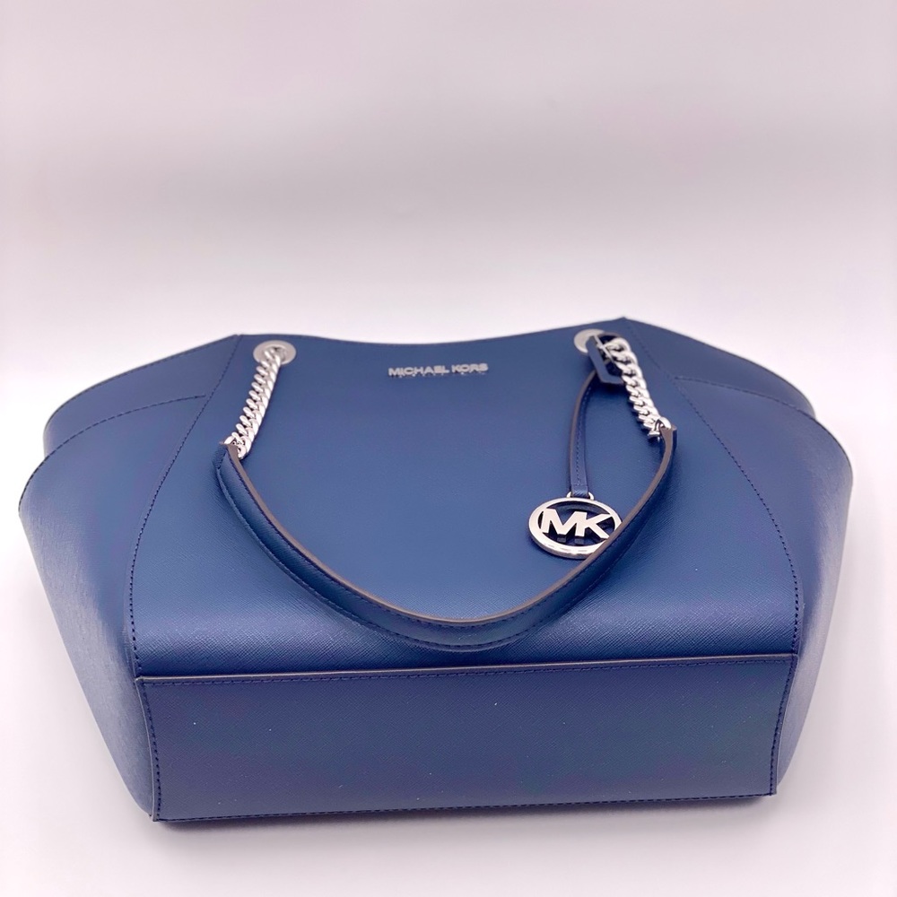 Michael Kors Chain Tote Navy - Picture 7 of 10